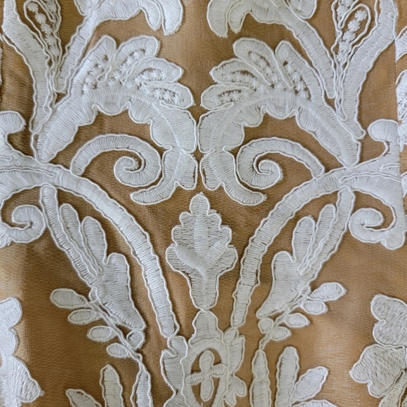 NWT Dress The Population Isabelle Dress Beige White Tulip Hem Sleeveless Small - Picture 9 of 16